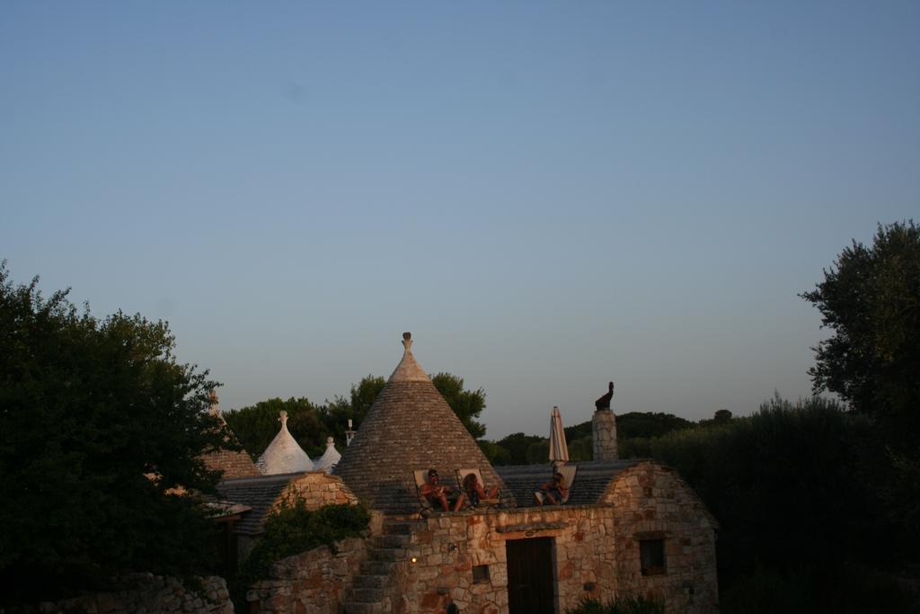 Aparthotel I Trulli Di Acquarossa à Cisternino Extérieur photo